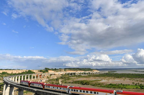 肯尼亞蒙內鐵路